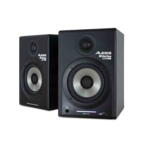 M1 ACTIVE 520 USB | MONITOR ACTIVO DE ESTUDIO C/ENTRADA USB, 30W X 2, LF 5”, HF