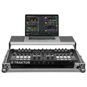 FZGSTKS8 | ODYSSEY | Estuche de vuelo Traktor Kontrol S8 de Native Instruments con plataforma de planeo